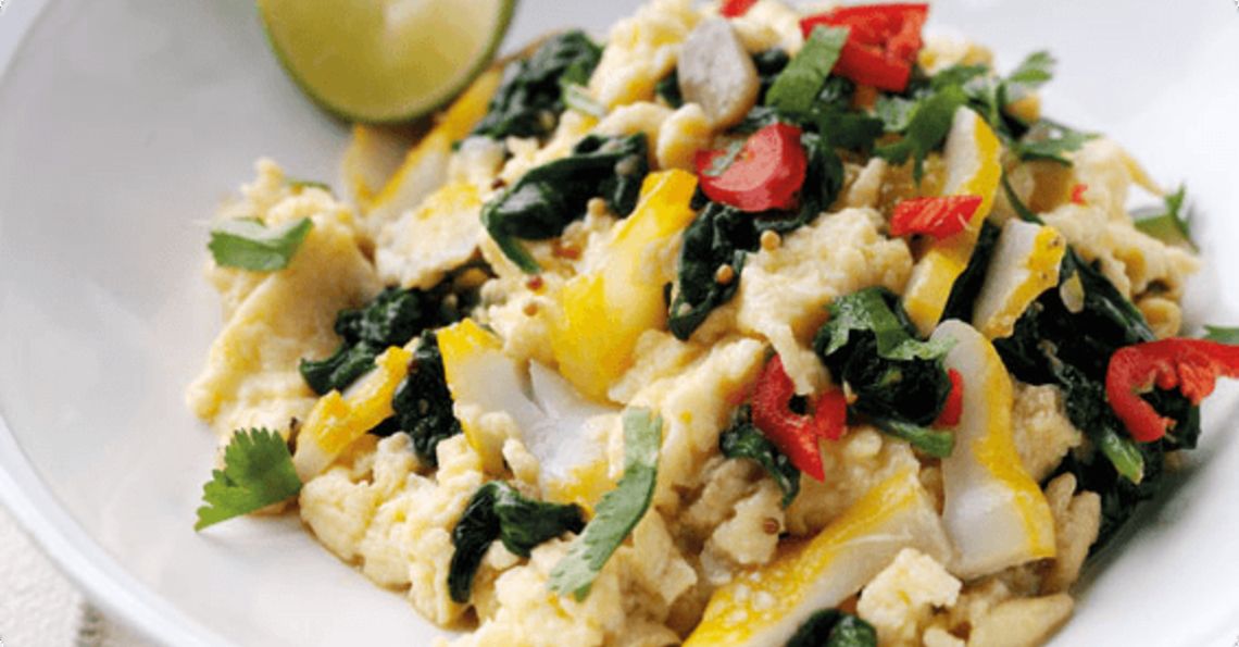 Curried Scrambled Eggs With Spinach And Smoked Haddock Egg Recipes British Lion Eggs