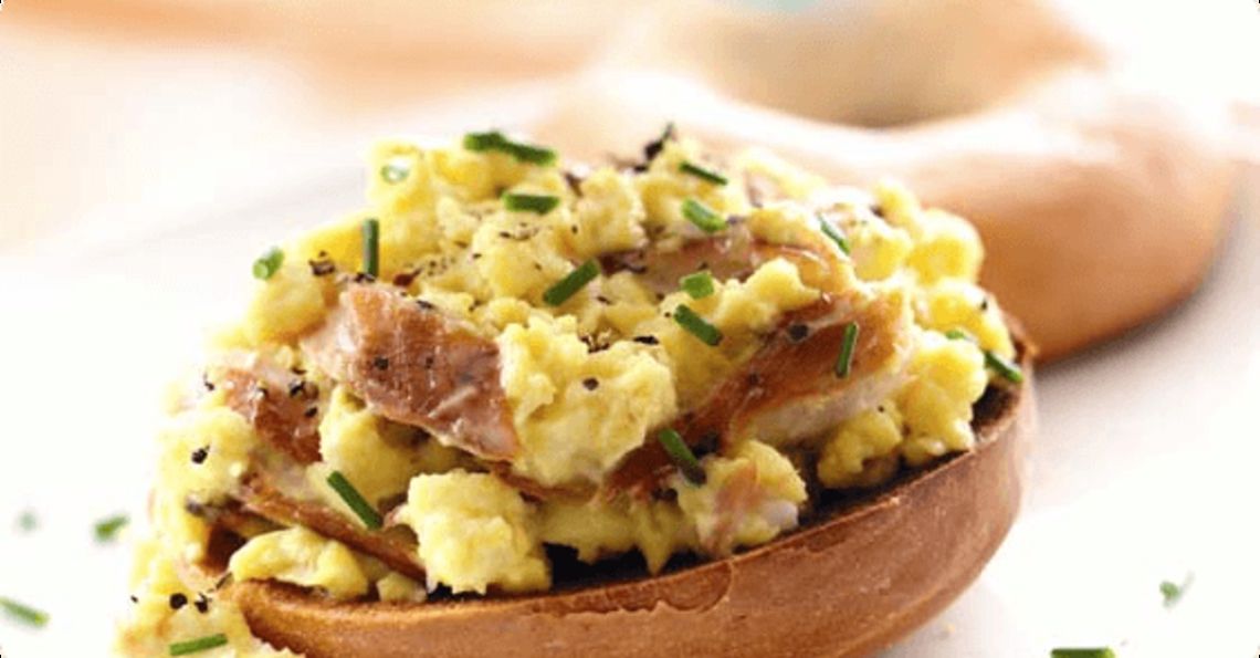 Smoked mackerel scrambled eggs