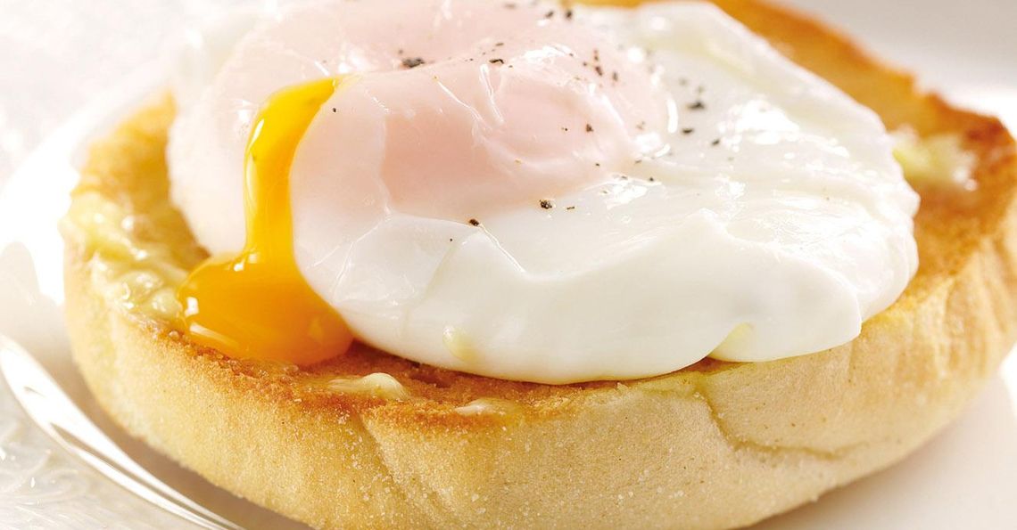 How to poach an egg